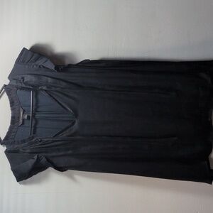 Banana Republic Blouse Black Ruffle Sleeves & neckline V-neck ties high-low hem